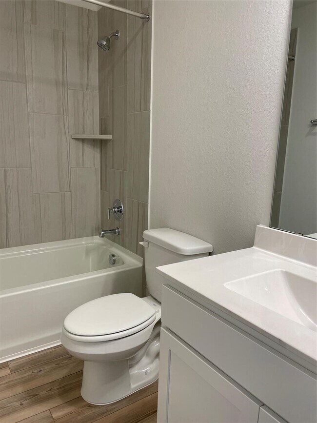 Building Photo - 10638 Whitejacket