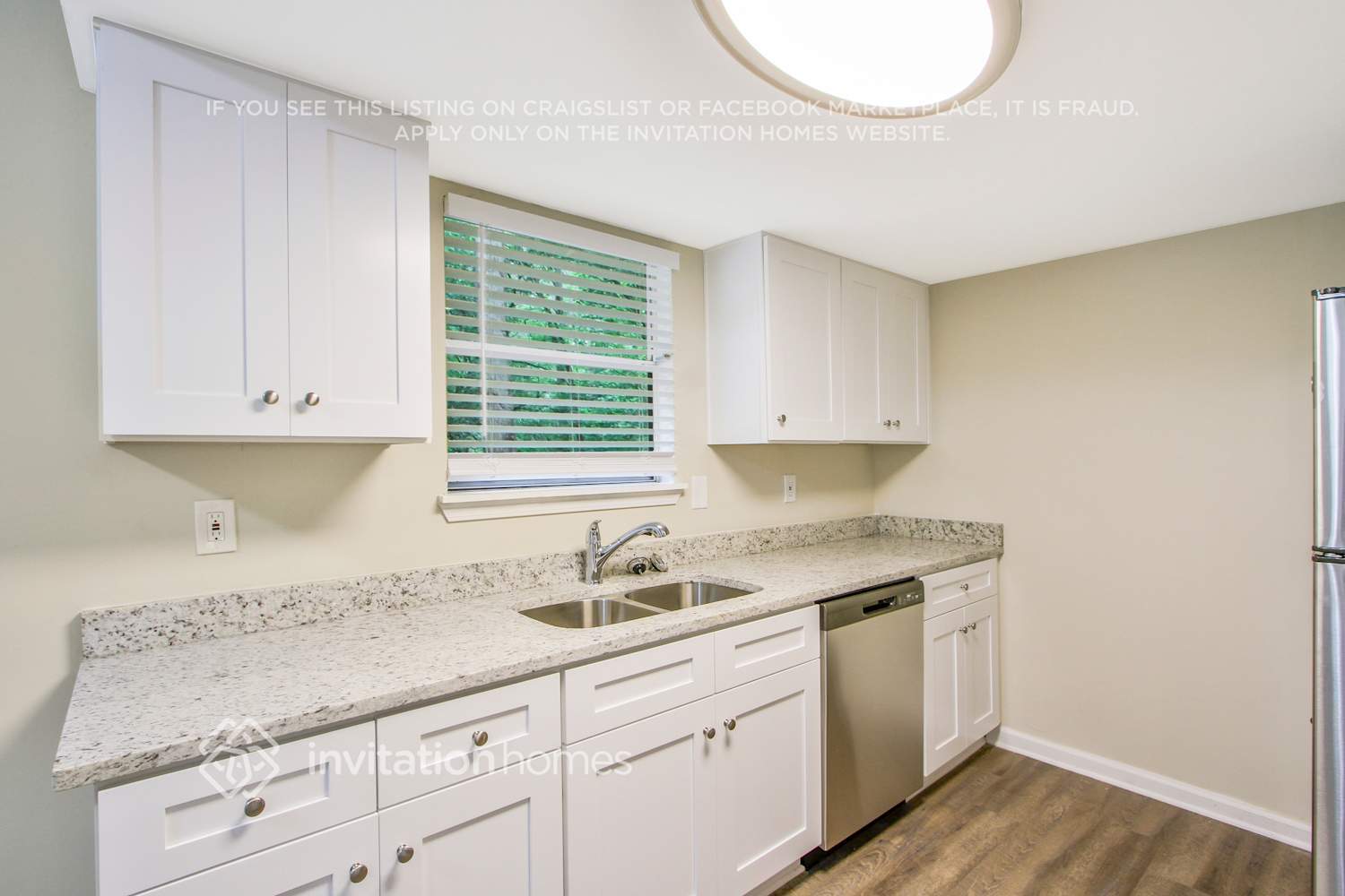 Building Photo - 3677 Tarragon Dr