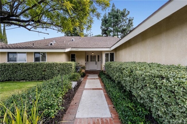 Building Photo - 3150 Dona Maria Dr