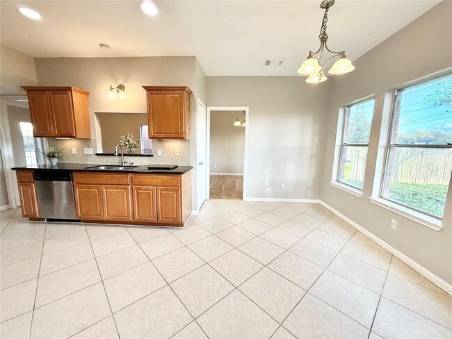 Building Photo - 4719 Orkney Dr