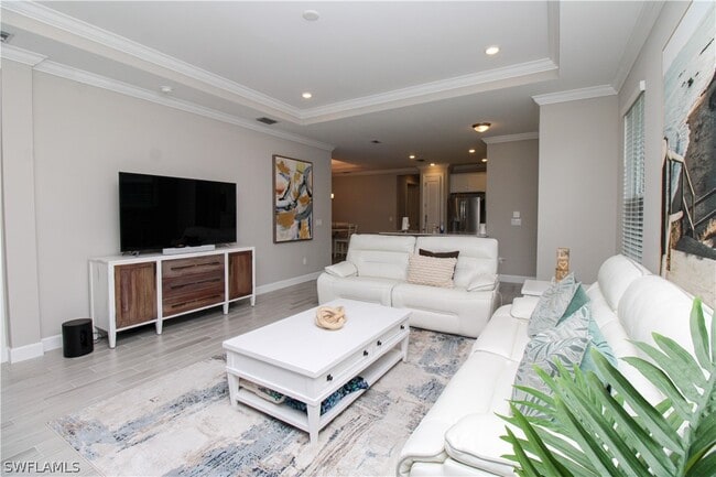 Building Photo - 15565 Vittorio St