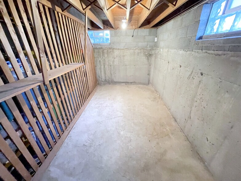 Storage Unit Included w/ Rent - 14 Pierce Ave