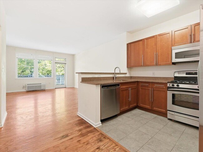Building Photo - 4 Constellation Pl