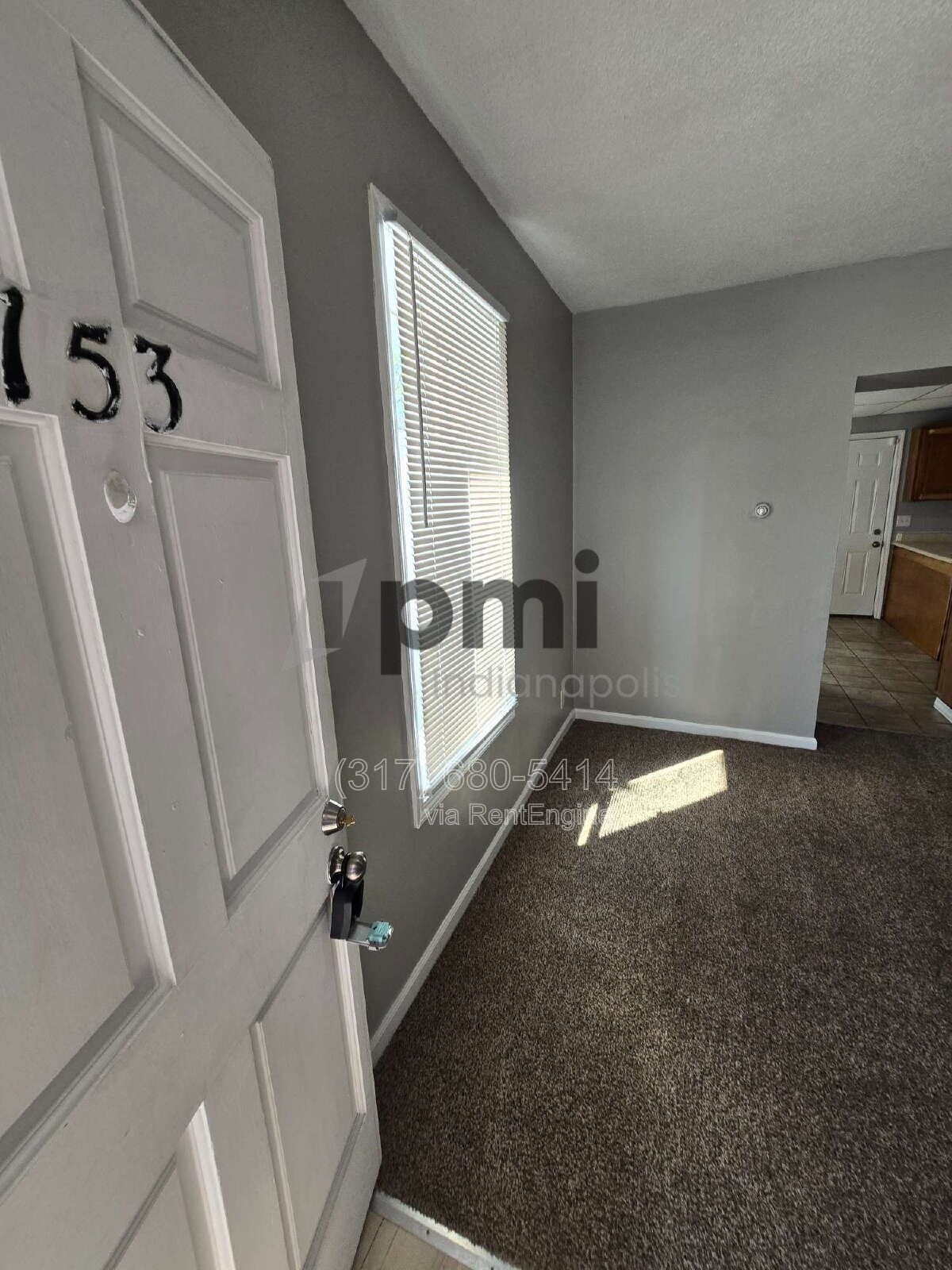Building Photo - 153 S Cypress Ave