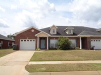 Building Photo - Cotton Creek Subdivision!!! New Living Roo...