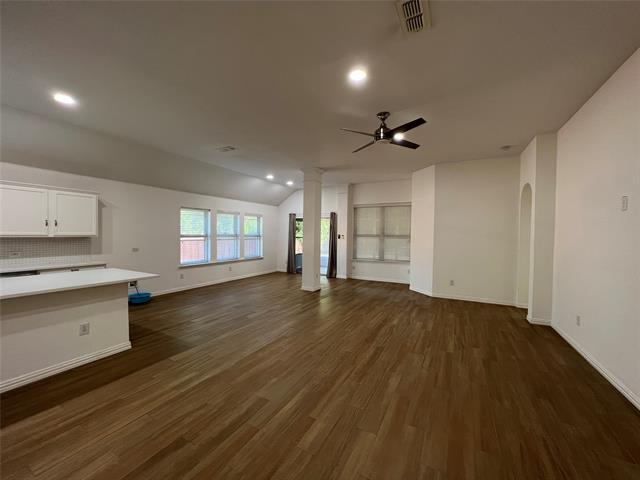 Building Photo - 803 Ridge Point Dr