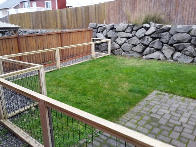 Building Photo - 1435 Farina Lp SE