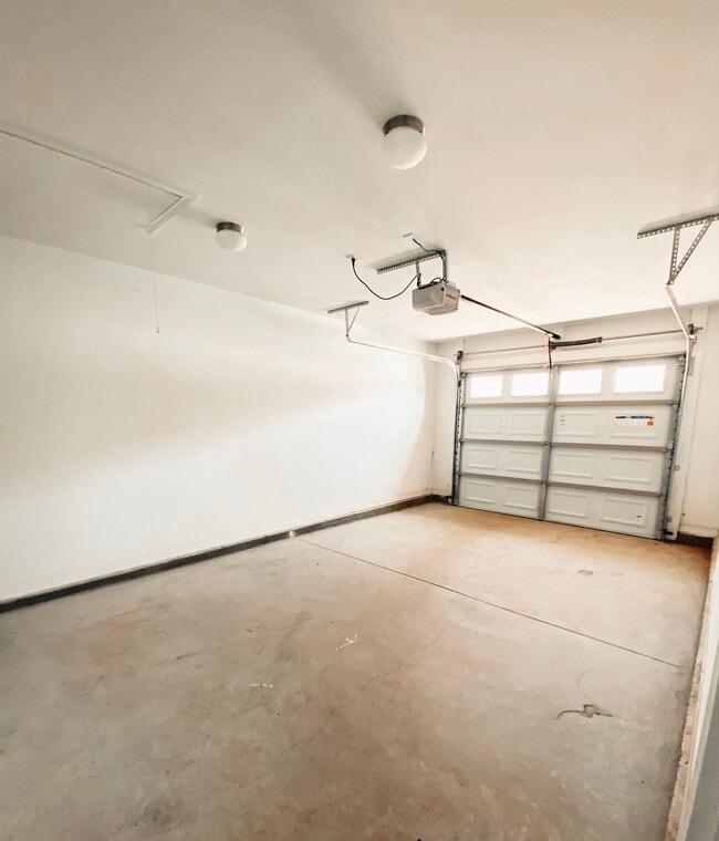 Building Photo - 335 Flat Cove Rd