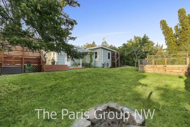 Building Photo - Remodeled Renton Highlands Home * A/C & Cu...