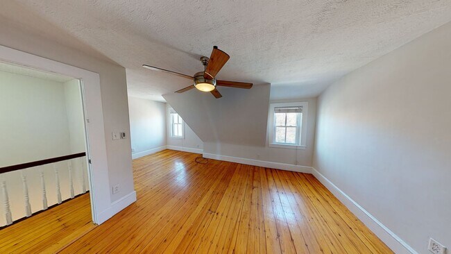 Interior Photo - 154 Granite