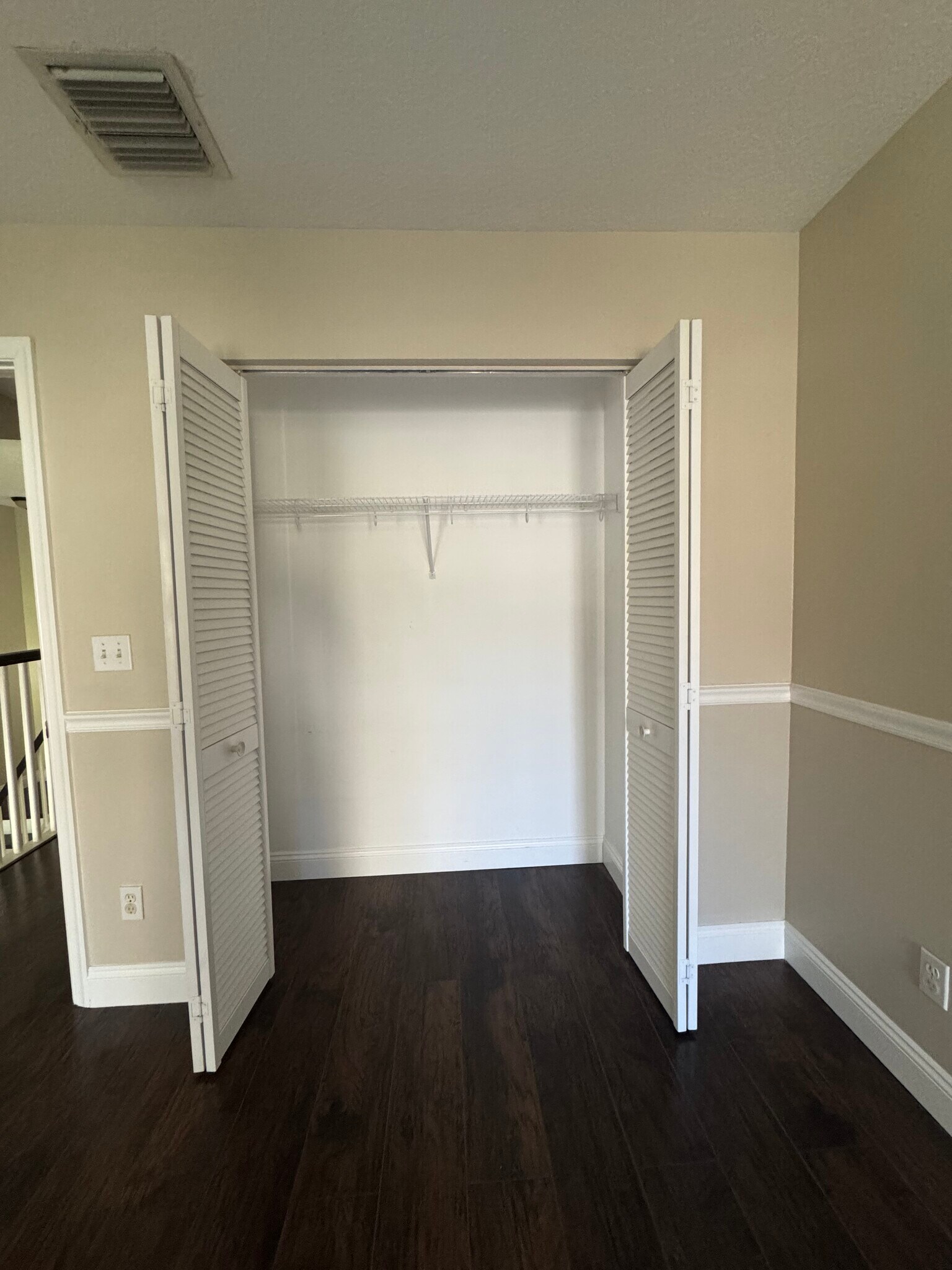 Building Photo - 12836 Woodmill Dr