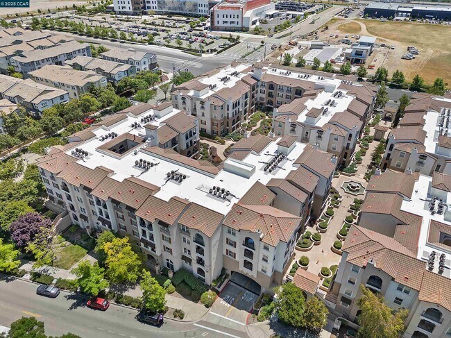 Building Photo - 3420 Finnian Way