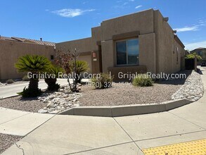 Building Photo - Beautiful 3 Bedroom, 2 Bath House for Rent (River/La Cholla)