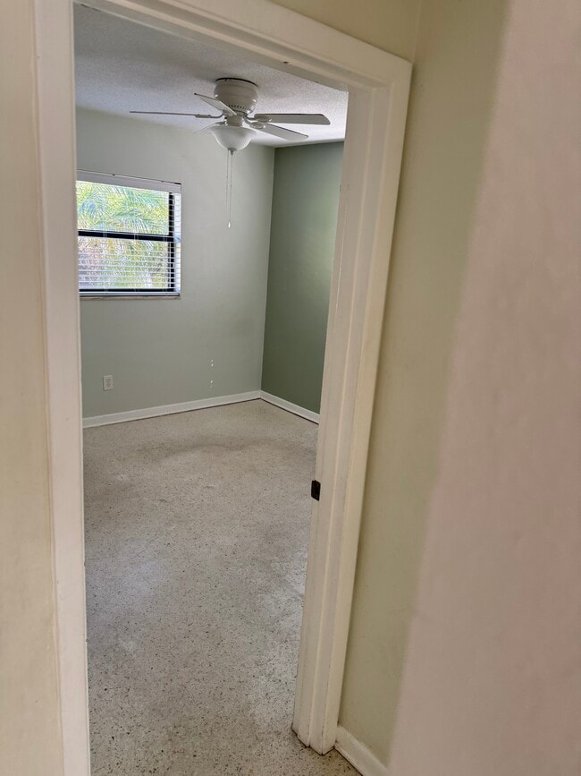 Building Photo - 515 E Miller St