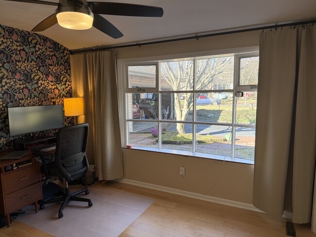 Building Photo - 18 Cricklewood Cir