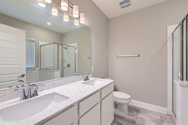 Building Photo - 1609 Arial Dr