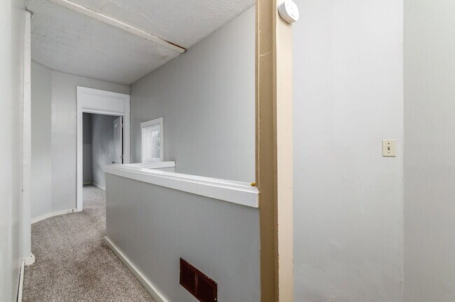 Building Photo - 1518 Worthington St