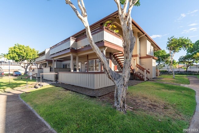 Primary Photo - Palm Court, $2645, 2br/2ba Townhouse w/2 p...