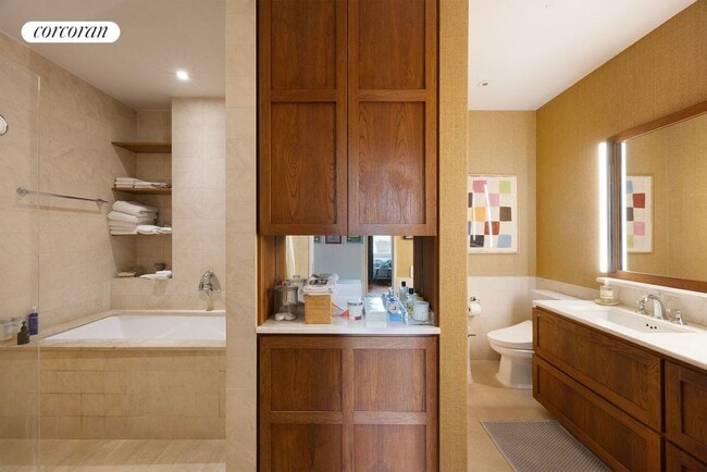 Building Photo - 170 Fifth Avenue 3