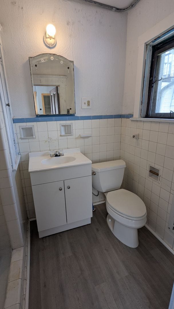 Building Photo - Prime Living: Unmatched Apartment in Canton's Vibrant Community