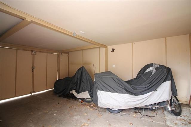 Building Photo - 5828 Locke Ave