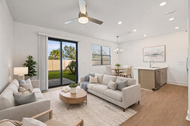 Building Photo - 8053 Gulfstream Ct