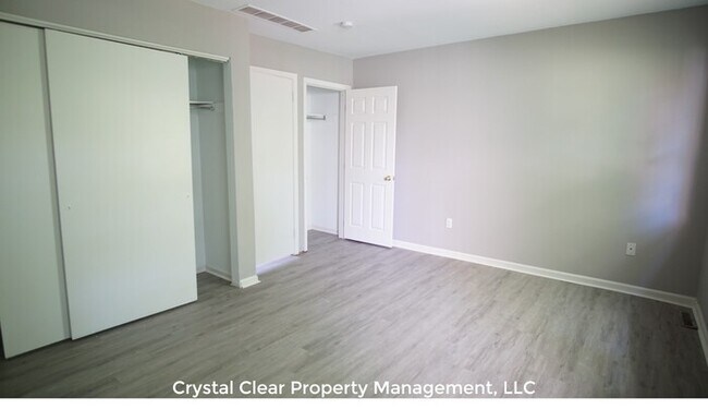 Building Photo - Large 2 bed 1.5 bath in Christiana School ...