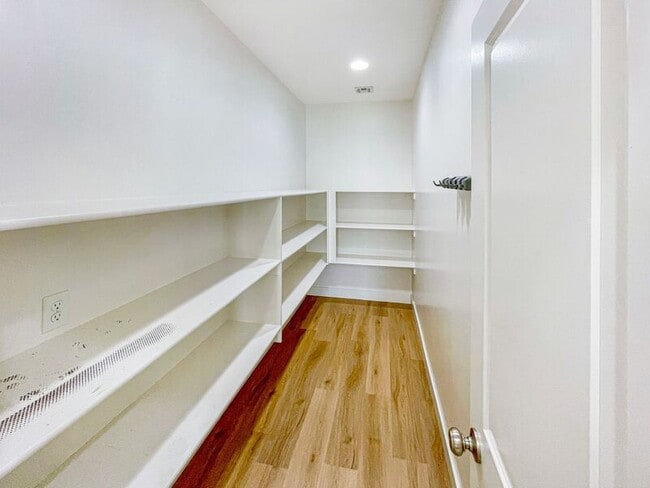 Building Photo - 3298 E Crimson Ridge Dr