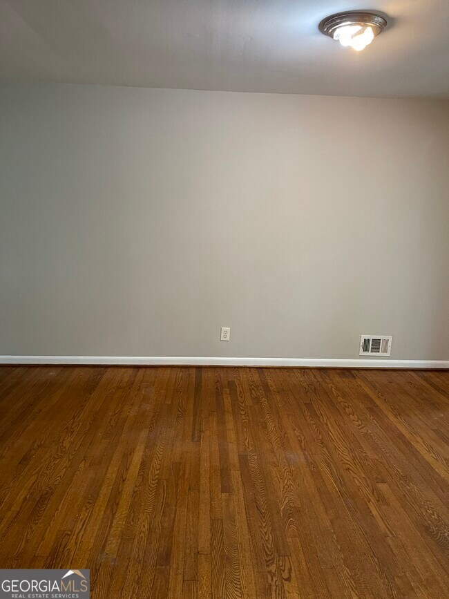 Building Photo - 3616 Santa Fe Trail