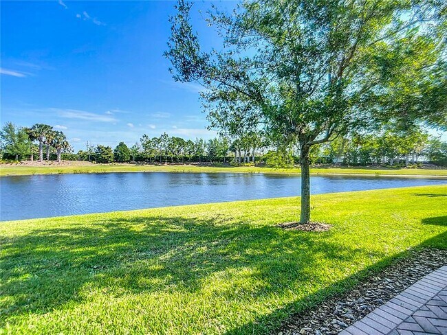 Building Photo - 15646 Aurora Lake Cir
