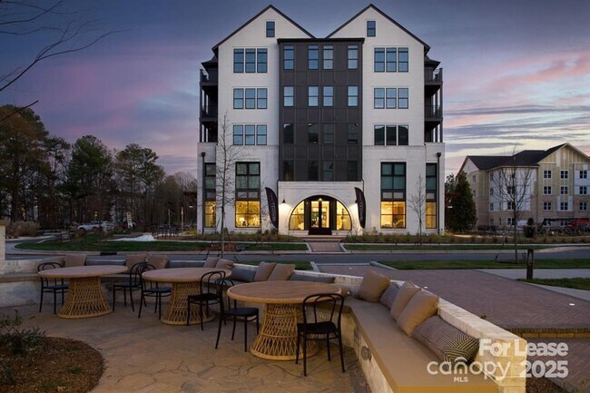 Building Photo - 14011 Bespoke Rd