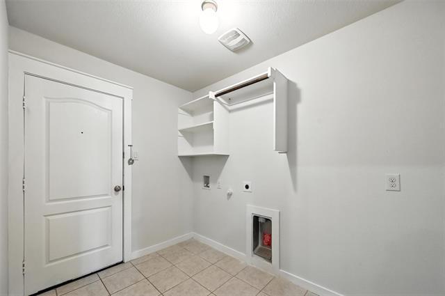 Building Photo - 5019 Flanagan Dr