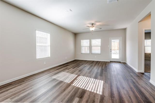 Building Photo - 5114 Bonanza Dr