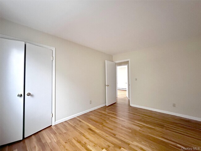 Building Photo - 25 Acacia Terrace