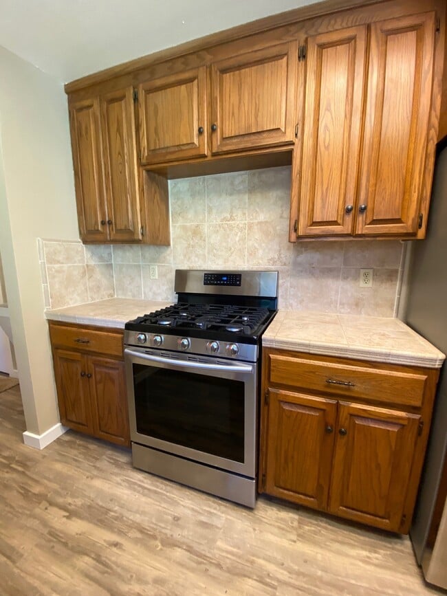 Building Photo - 10959 Alta Sierra Dr