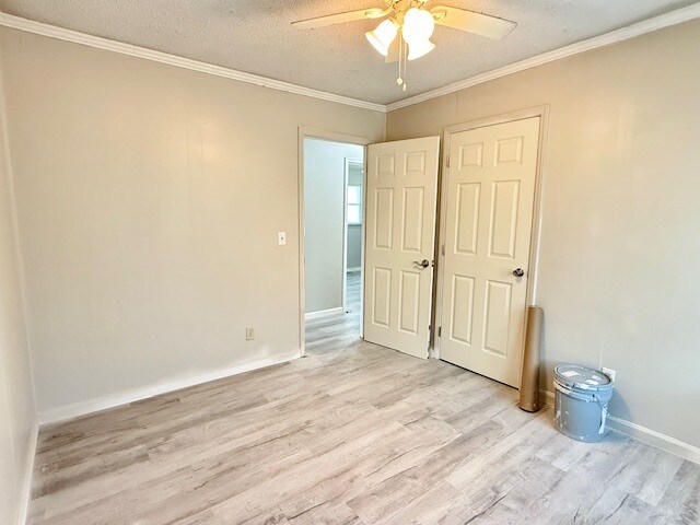 Building Photo - 677 Old Taylor Rd