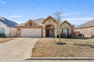 Building Photo - 10217 Eaglefire Dr