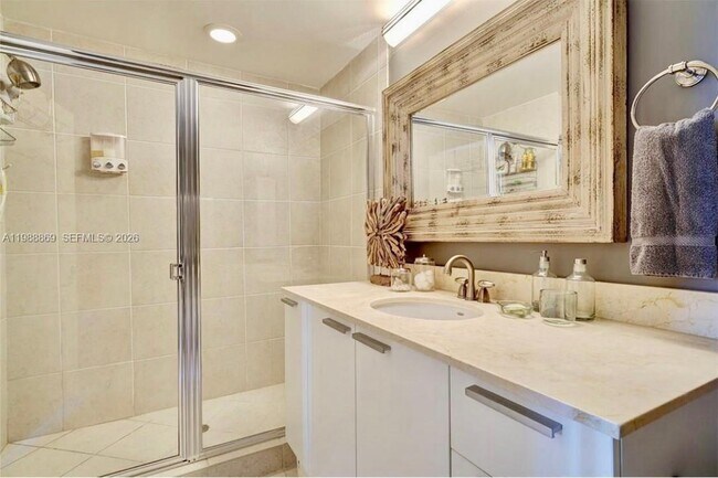 Building Photo - 140 S Dixie Hwy