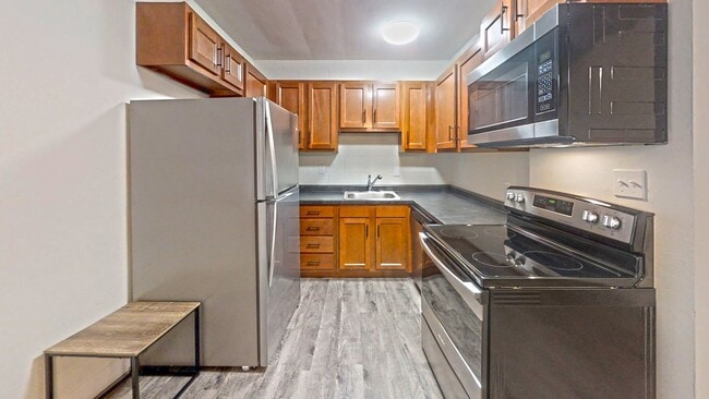 Interior Photo - 209 E Clark
