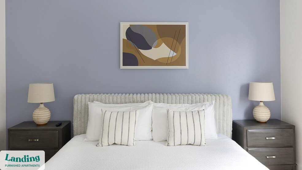 Building Photo - 2206 Arroyo Ave