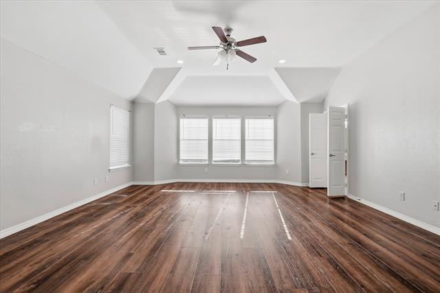 Building Photo - 2147 Hunt Club Trail