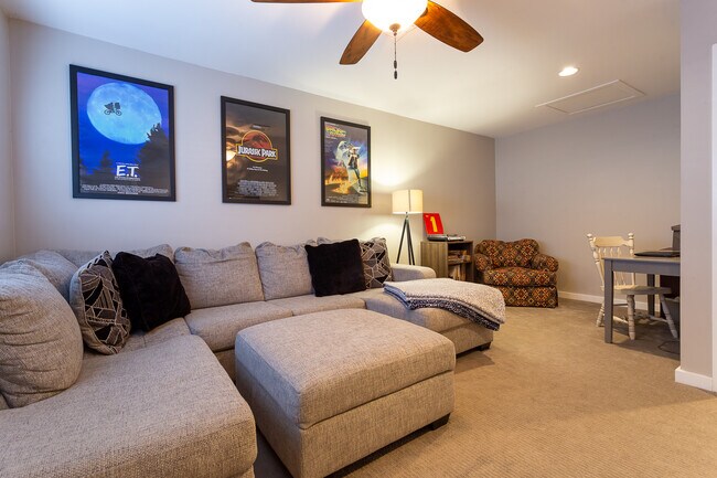 Bedroom 4/Media Room - 2040 W Cambridge Ave