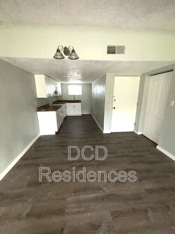Building Photo - 5521 Forest Haven Cir