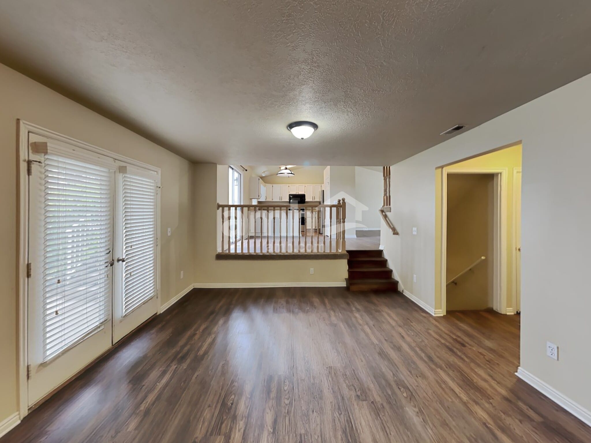 Building Photo - 568 S 925 E