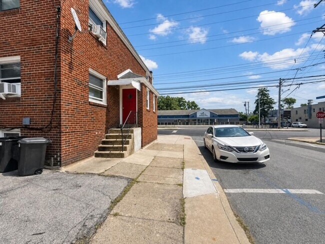 Building Photo - 201 Blunston Ave
