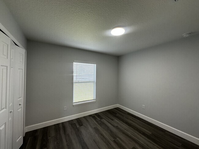 Building Photo - 2746 SW 147th Ct