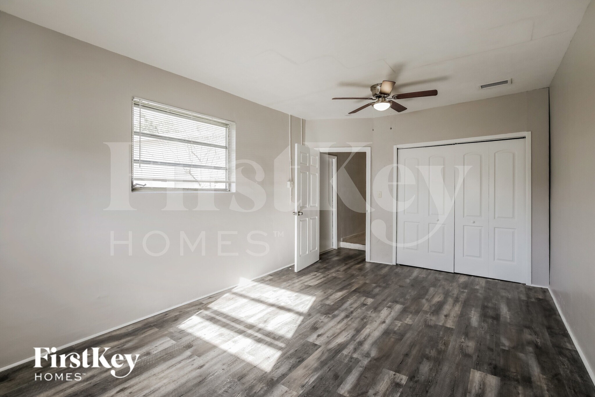 Building Photo - 621 SW 69th Terrace