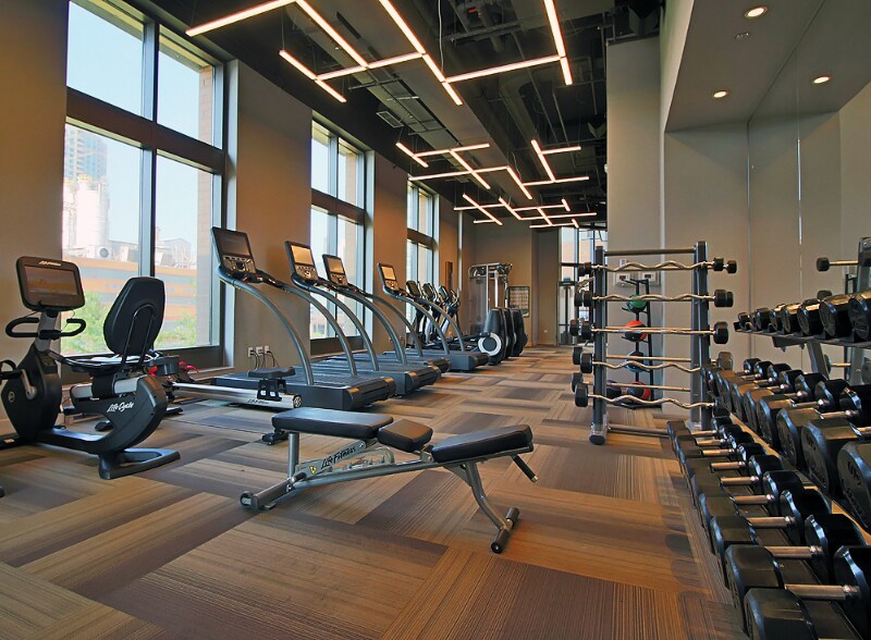 Building Photo - 350 N Desplaines St