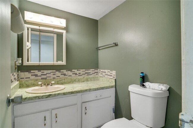 Building Photo - 6338 Newtown Cir