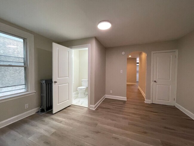 Building Photo - Beautiful 4 Bedroom, 1.5 Bath in Chester